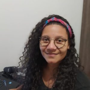Weslangila Magalhães, cientista social